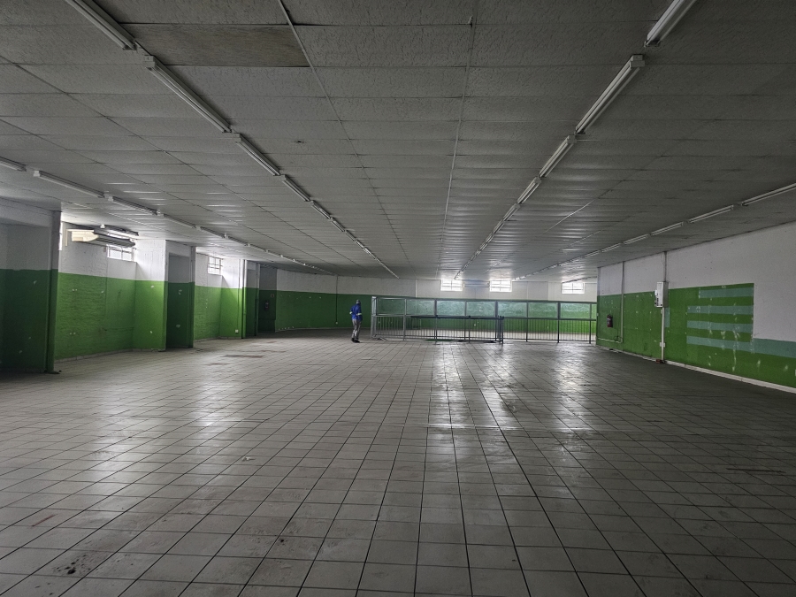 To Let commercial Property for Rent in East London Central Eastern Cape